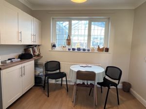 Breakfast Kitchen- click for photo gallery